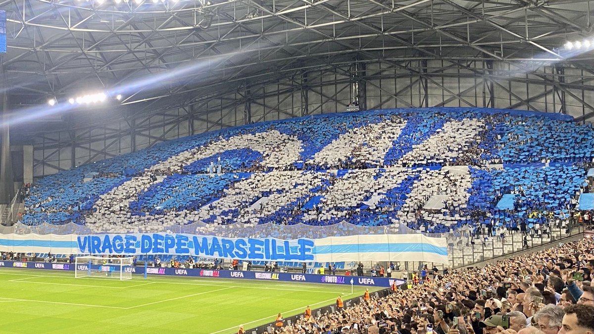 Le roi du jaune tweet media