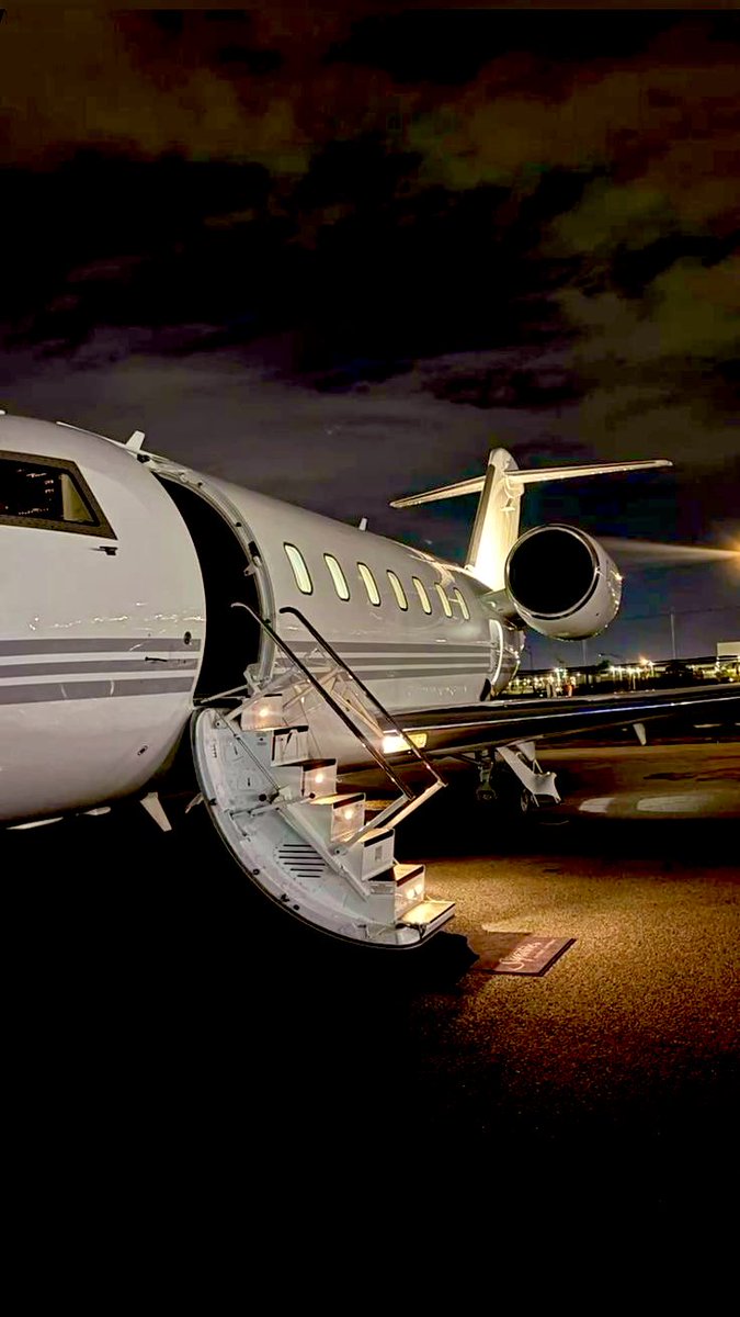 ㅤ

           ❪ Zeyn.⠀ ❫     𓄲    SNS Update  .ᐟ
           10 | 01 | 25  : Wednesday
           ⌕  disabled
           ⤷ going Singapore! ✈️ 
ㅤㅤㅤ
ㅤㅤㅤ