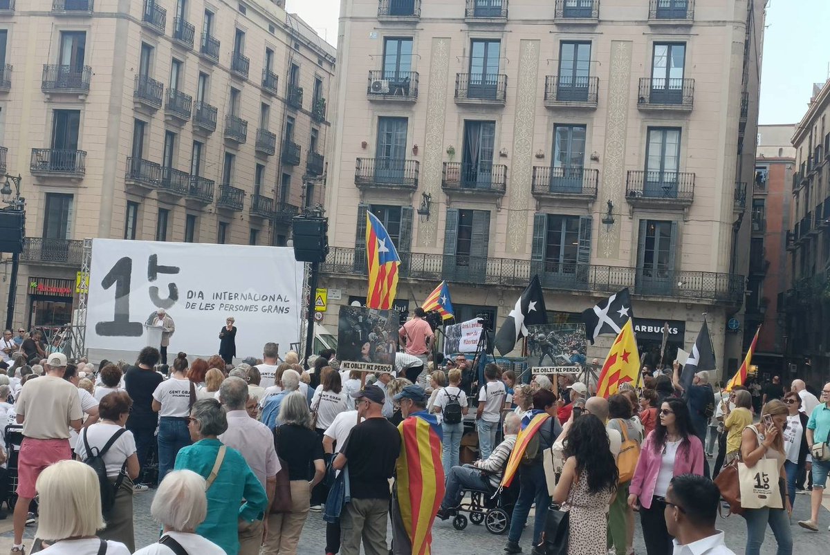 CDR Catalunya #RevoltaPopular 🔥 tweet media