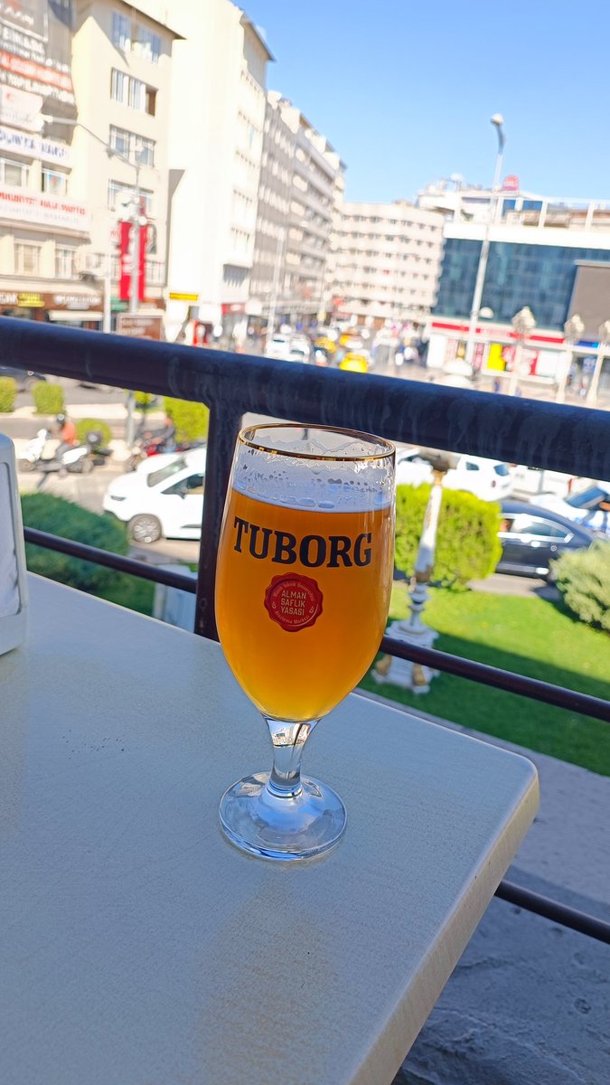 Buzzz gibi bira iyi gitmez mi 🍻