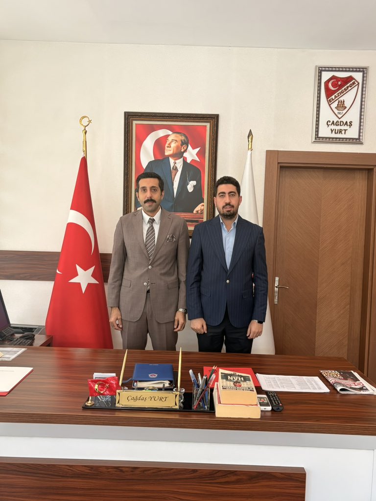 Yusuf HACIOĞULLARI (@yusufhaciogullr) on Twitter photo Ceza ve Tevkifevleri Genel Müdürlüğü Kontrolörler Kurulu Başkanı Kıymetli Büyüğüm Sayın Çağdaş Yurt Beyefendiyi makamında ziyaret ettim. Misafirperverliğinden ötürü Teşekkür Ederim.
<a href="/cagdasyurt/">Av. Arb. Çağdaş Yurt</a>
<a href="/adalet_bakanlik/">T.C. Adalet Bakanlığı</a> Ceza ve Tevkifevleri Genel Müdürlüğü Kontrolörler Kurulu Başkanı Kıymetli Büyüğüm Sayın Çağdaş Yurt Beyefendiyi makamında ziyaret ettim. Misafirperverliğinden ötürü Teşekkür Ederim.
<a href="/cagdasyurt/">Av. Arb. Çağdaş Yurt</a>
<a href="/adalet_bakanlik/">T.C. Adalet Bakanlığı</a>