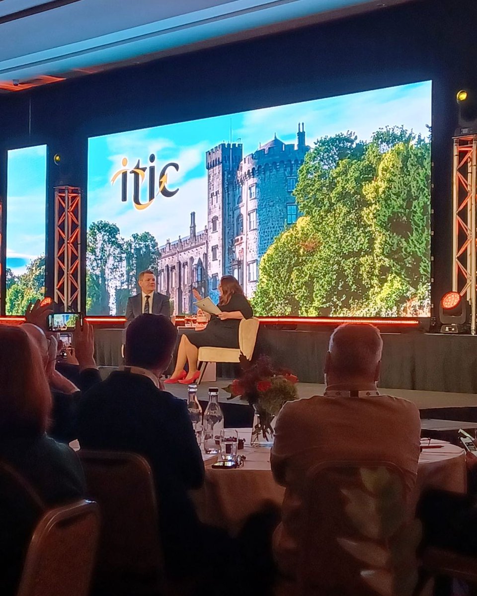 Kylemore Abbey tweet media