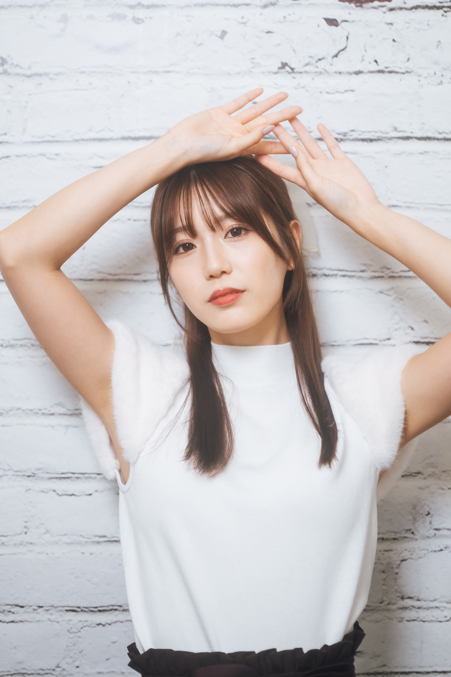 写真集 井口裕香 写真集 MORE MORE MORE | 井口 裕香 |本 | 通販 | Amazon