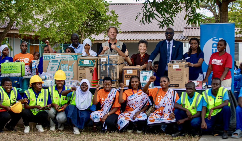 Mark Bryan Schreiner 🇺🇳 tweet media