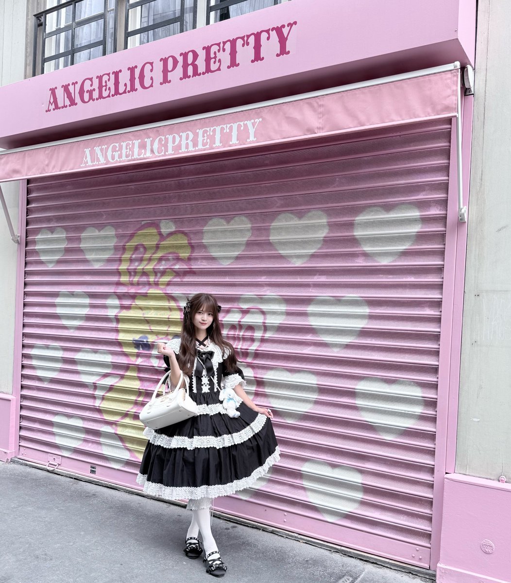 Angelic Pretty Paris🎀 残念ながら閉まってたからリベンジしたい！