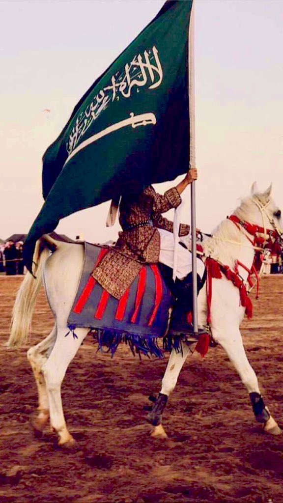 K_ksa44's tweet photo. جعل دار سيّس أركانها آل سعود
ماتشوف البأس على مر السنين.🇸🇦

كل عام ووطني يُعانق السماء مجدًا وطموحاً  وازدهاراً ، اللهم أدم علينا الأمن والأمان والرخاء واحفظ وطني وقادته🫡💚🤍  
حفظ الله ملكنا وولي عهده 🇸🇦💚💚🤍🤍
اللهم آمين 💚🇸🇦

 #اليوم_الوطني_السعودي_95 .
#عزتا_بطبعنا 
@AzizbagBag 
@fahad1398 
🇸🇦🇸🇦🤍🤍🇸🇦🇸🇦