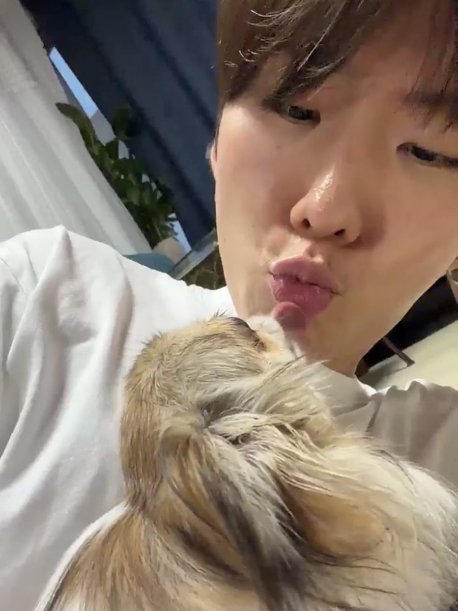 김체리 tweet media
