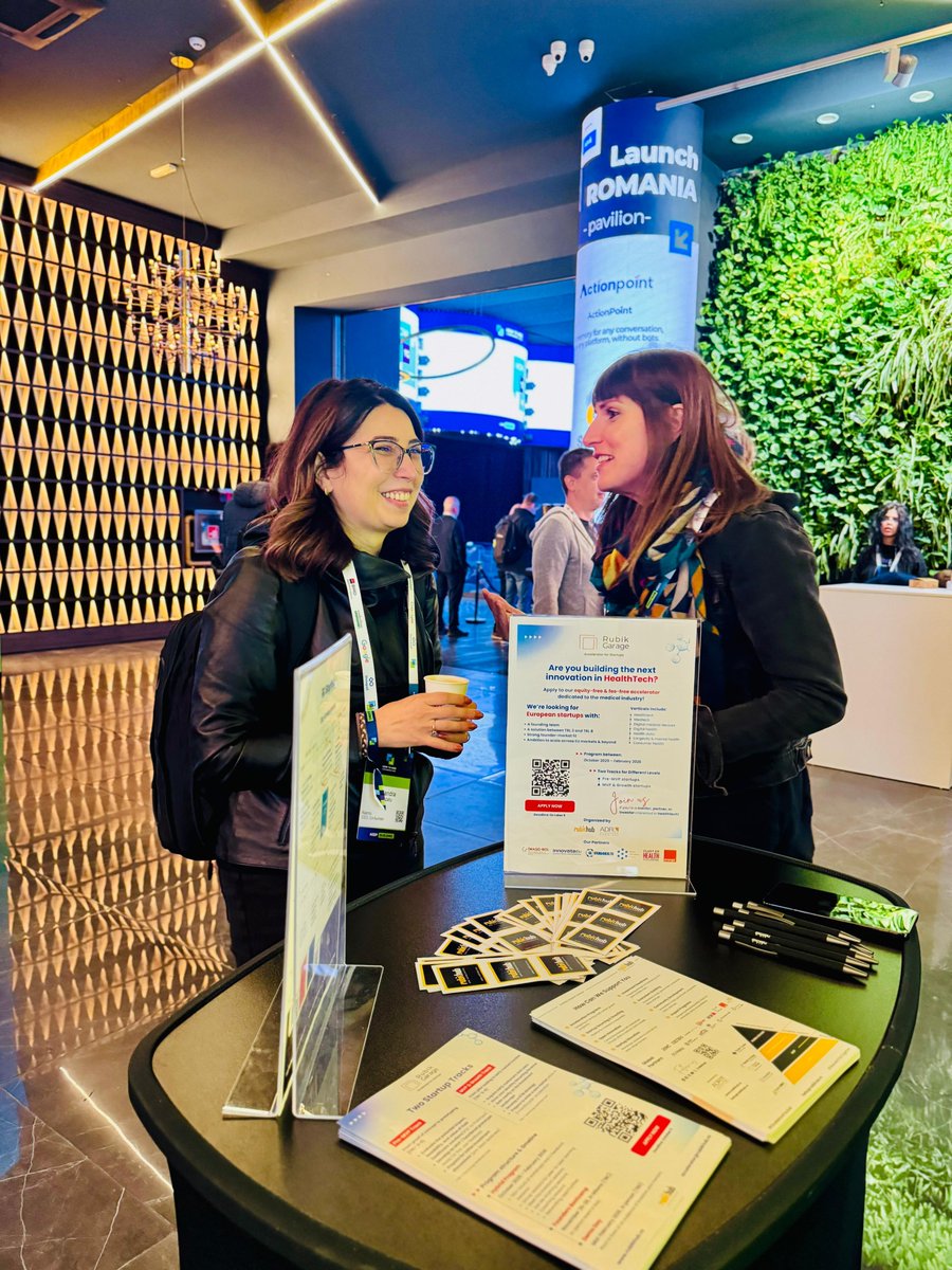 rubikhub's tweet image. The energy at @how_to_web! ⚡💛

#startupconference #startups