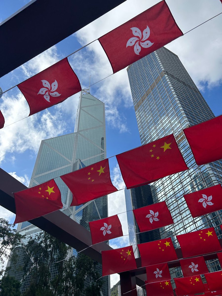 Rickcskson's tweet image. 十月、こんにちは。どうぞよろしくお願いします。すべて順調で、万事うまくいきますように😊✨💖