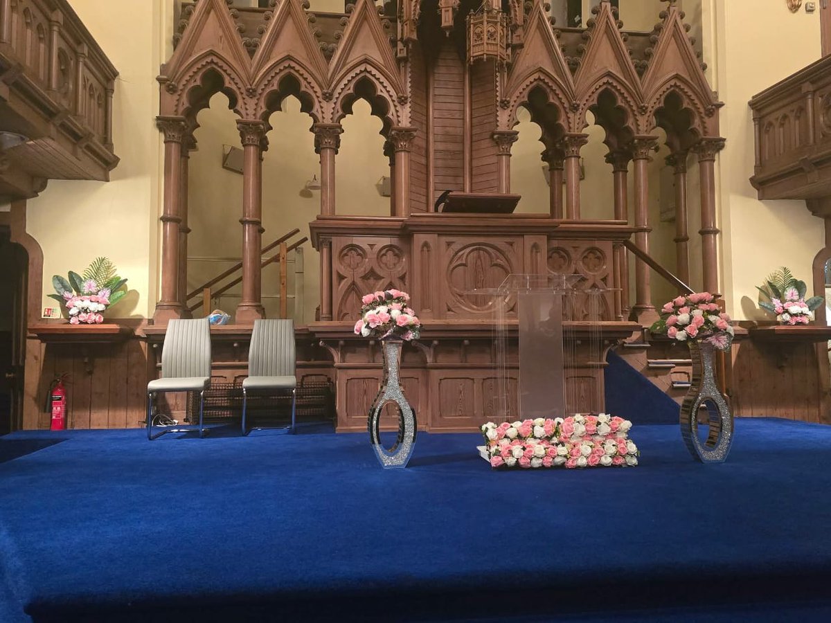 therealchurchg1's tweet image. GOOD NEWS!

DEEPER LIFE BIBLE CHURCH, ABERDEEN UK, ACQUIRES A CHURCH BUILDING FOR WORSHIP. 

Source: Adedayo Adebayo, Pastor of DLBC, Aberdeen UK. 

#ChurchGist