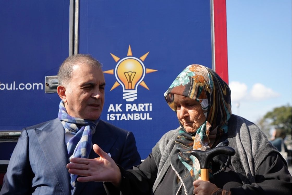 MertLeventkanli's tweet photo. “Yaşlılarımız En Büyük Değerlerimizdir.”

Tecrübeleri İle Bize Işık Tutan, Geçmişin Mirasını Geleceğe Taşıyan Kıymetli Büyüklerimizin #YaşlılarGünü'nü Kutlar; Sağlıklı, Huzurlu Bir Ömür Dileriz. https://t.co/1oiBY9M0MY