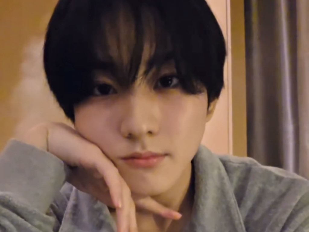 쩡닭발은 아무래도 쁘띠력을 높여주니까