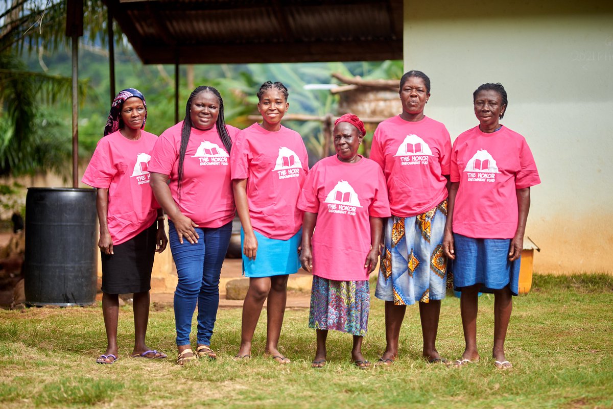 HokorFund's tweet photo. Meet our incredible volunteers from the Examination, Awards, and Hospitality Committee! Their dedication, hard work, and teamwork made the smooth running of the Scholarship Programme possible.
We couldn’t have done it without you! 🙌
#HEFScholarship #HokorEndowmentFund #Volunteer https://t.co/B3gAeYnQO5