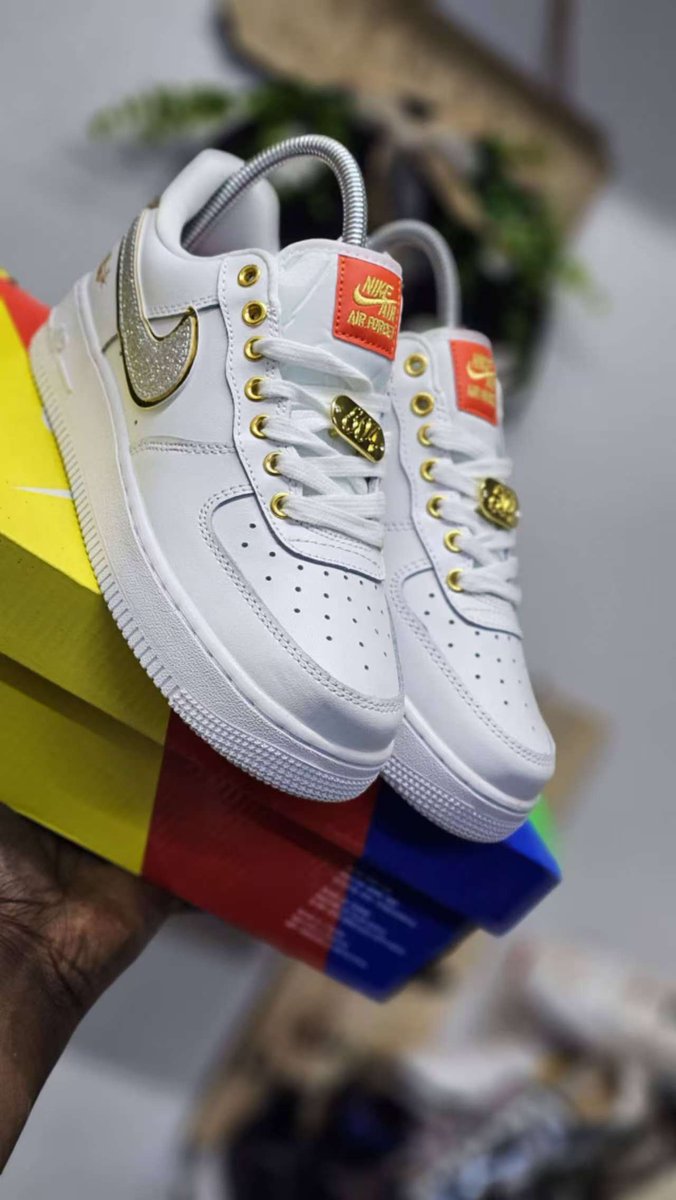 Airforce 1 Nola

Sizes 36 to 45
3800
Quality 💯 
Boxed 📦 

Dubai merchant mall 📌 
Call/WhatsApp 
+254 717793342