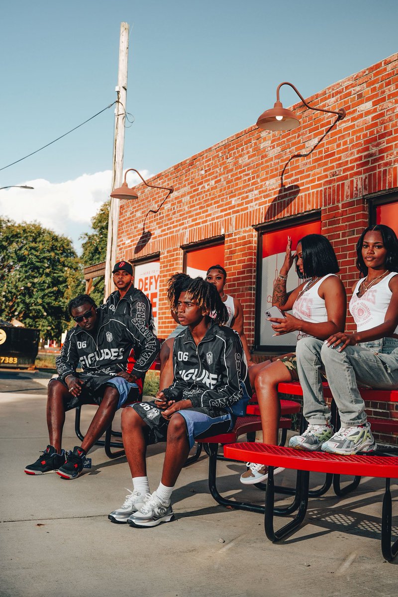 jahkirk2's tweet photo. It would be dope if @KaiCenat let a black owned clothing brand put a few pieces in a #Mafiathon3 stream 🤞🏿 https://t.co/iT2qpzTJuD
