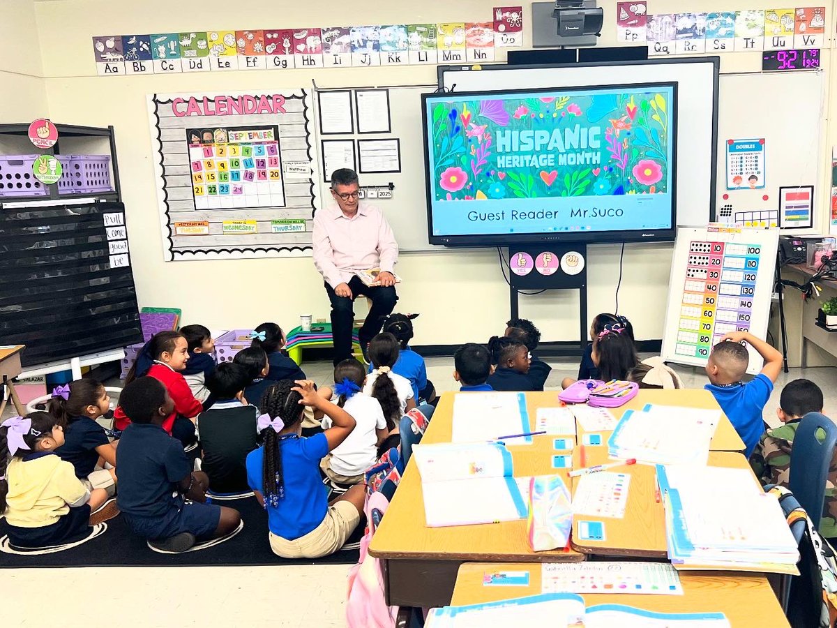 A big thank you to all of our readers and staff members for their participation in our annual Hispanic Heritage Read-in Chain. <a href="/miamischools/">MDCPS</a> <a href="/SuptDotres/">Jose L. Dotres, Ed.D.</a> <a href="/MDCPSNorth/">M-DCPS North Region</a> #mdcpsyourbestchoice
