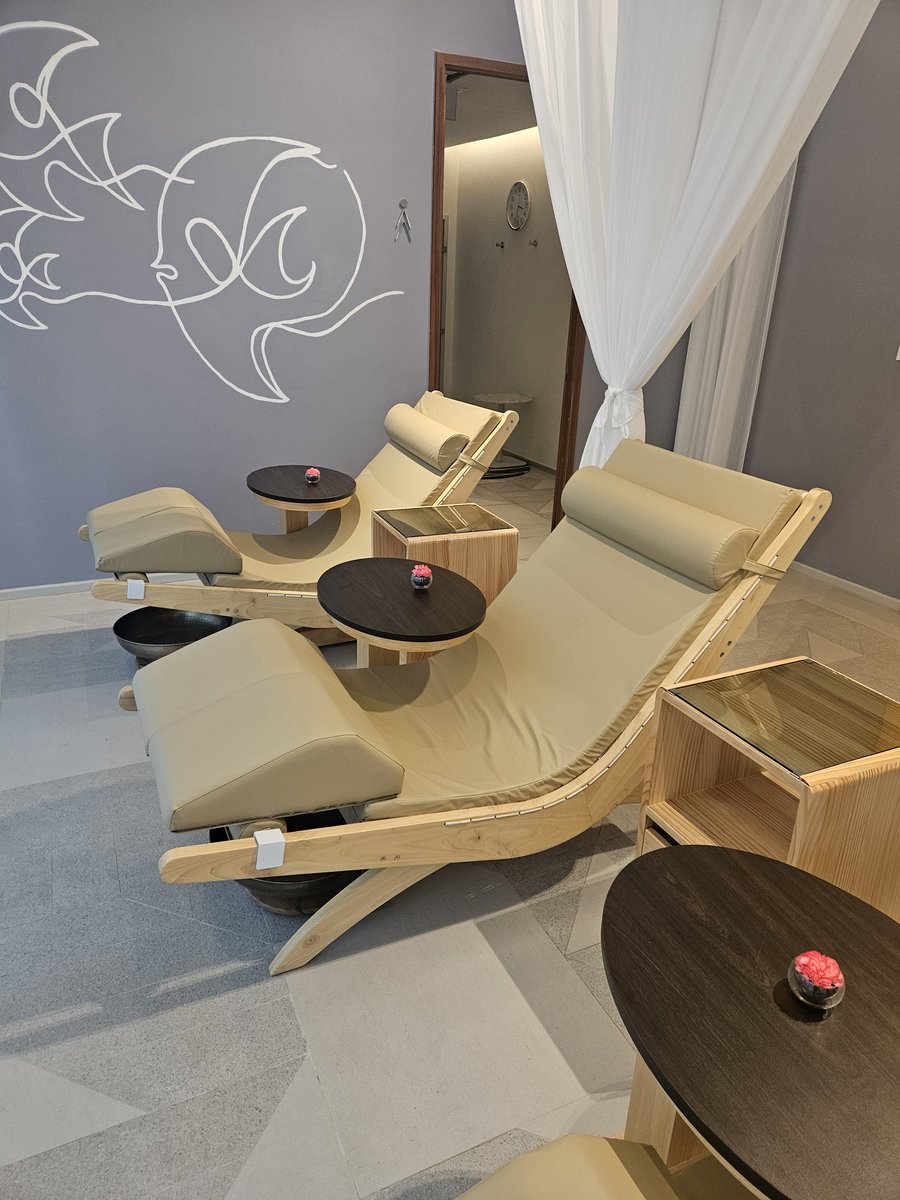 AlodiaOils's tweet image. The ultra comfortable foot massage chairs of Avani Khaolak.
#alodia #spasignatures