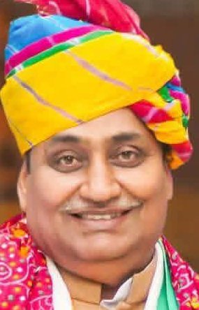 राजस्थान के पीसीसी अध्यक्ष गोविंद सिंह डोटासरा जी को सालगिरह मुबारक। दुआ है आप सेहतमंद रहे और खूब तरक्की करें।

<a href="/GovindDotasra/">Govind Singh Dotasra</a>