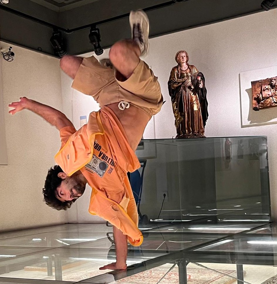 Museu Deu tweet media