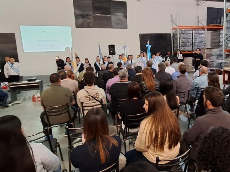 🍇 @ACOVI realizó su 3ª Jornada de #Cooperativismo y Sociedad en Nueva California 🌱

Un espacio para fortalecer y visibilizar la labor de las entidades y el impacto que generan en la comunidad🤝✨

➕en ansol.com.ar/acovi-realizo-…

#Mendoza #Agro