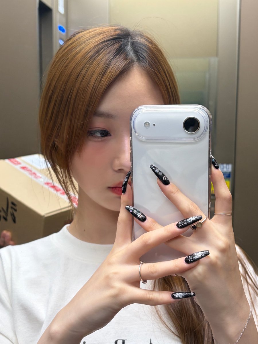 imyeojinmedia's tweet photo. yeojin fromm update https://t.co/JANknpTLEN