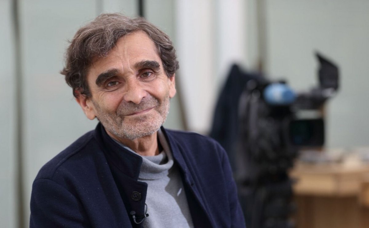 👉 ‘La arruga es bella’ fue el famoso lema del diseñador español Adolfo Domínguez. Dicha frase ya ha cumplido 40 años.

#SaberyGanar