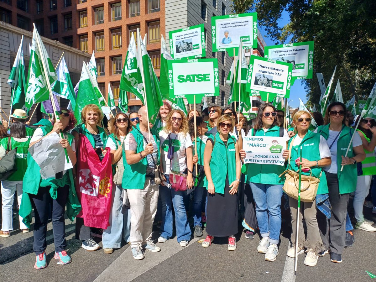 SATSE_CyL's tweet photo. 📢Hoy hablamos alto y claro:
💪Exigimos un #EstatutoParaAvanzar porque necesitamos mejoras ya.  
#enfermera #fisioterapeuta https://t.co/I95DG0n7RI