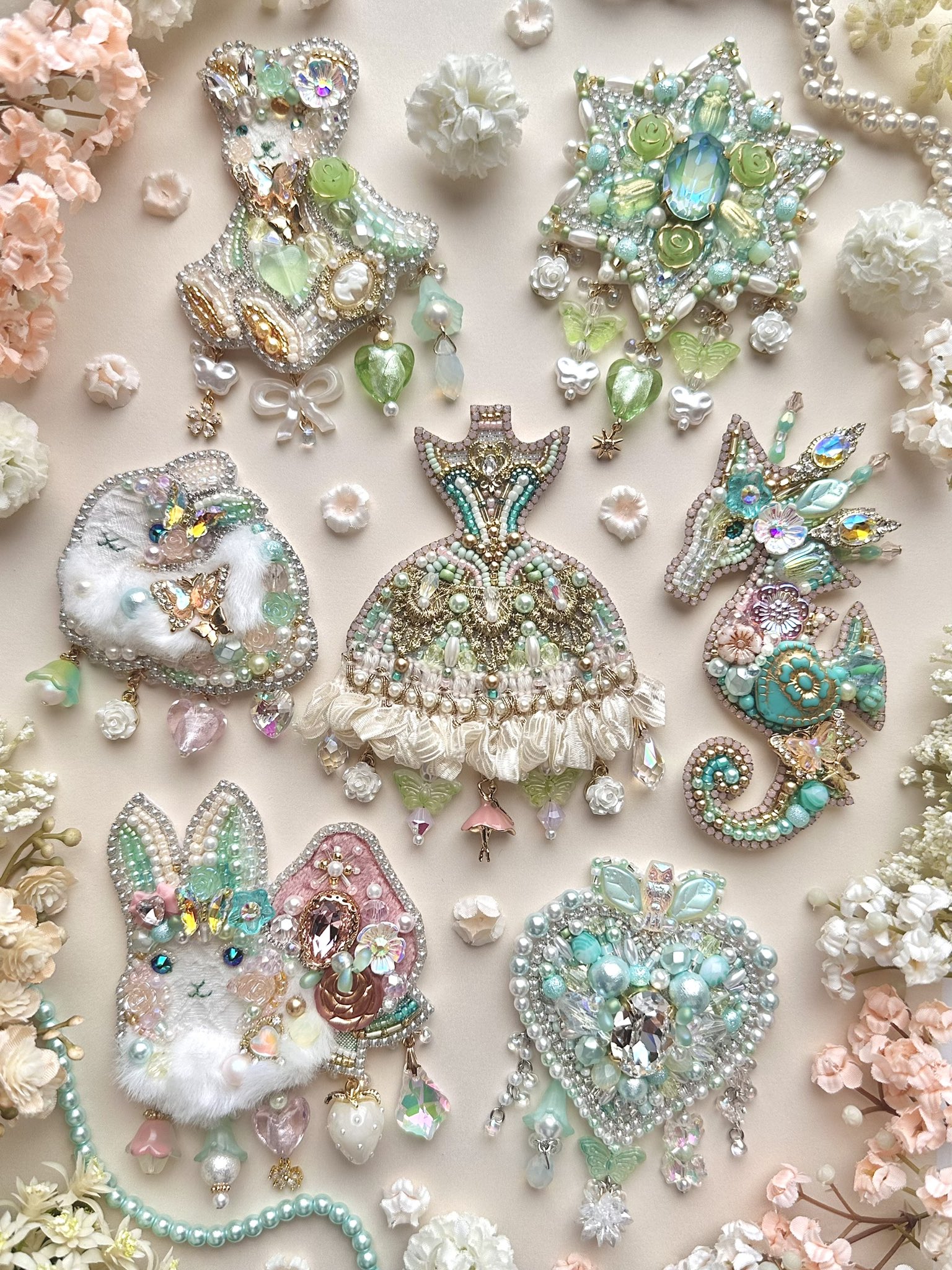 piari様　ネックレス　色紙　ハンドメイド　ビーズ　刺繍 piari様 ネックレス 色紙 ハンドメイド ビーズ 刺繍
