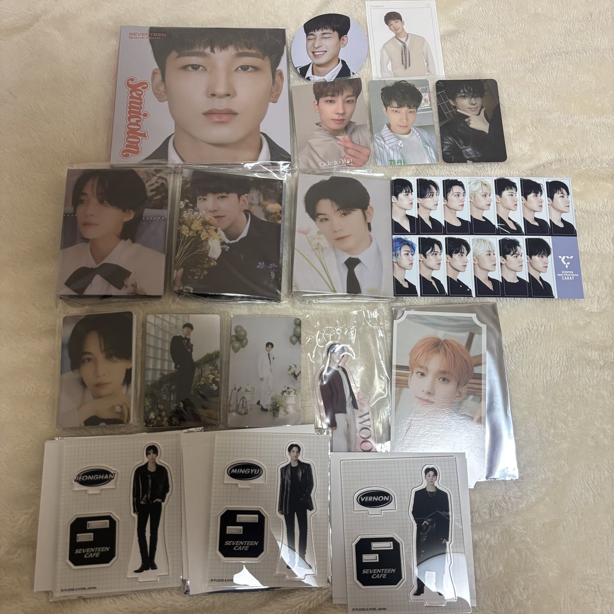 asukapuuuu's tweet photo. SEVENTEEN セブチ　トレカ　ミニフォト　譲渡

〖譲〗：過去トレカ、グッズ

〖求〗：買取

希望商品と希望金額提示の上、
リプライお願いします。
条件に合う方お気軽にDM、リプライ
宜しくお願い致します

#SEVENTEEN買取
#セブチ
#SEVENTEEN
#SCOUPS https://t.co/rdYUjgLIxR