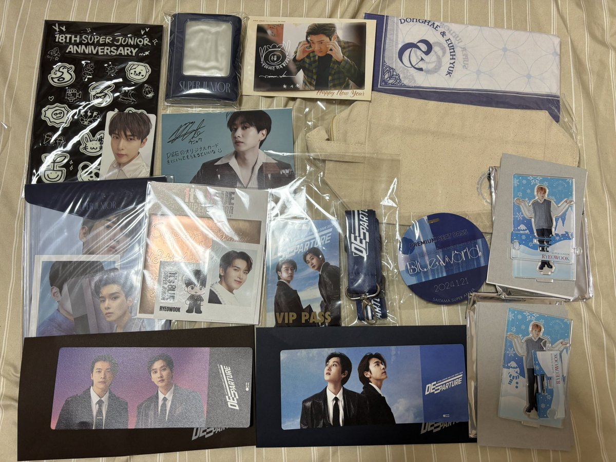 asukapuuuu's tweet photo. SUPER JUNIOR スジュ  mu-mo トレカ お譲り　買取

〖譲〗：画像参考

〖求〗：買取

ドンへトレカのみ初期キズ有り。
お求めのトレカの名前と希望金額を
記載しリプライいただけますと幸いです。
纏めての御購入希望。
宜しくお願い致します

#SUPERJUNIOR  
#려욱
#슈퍼주니어 
#スジュ https://t.co/rN0KIhIaTn