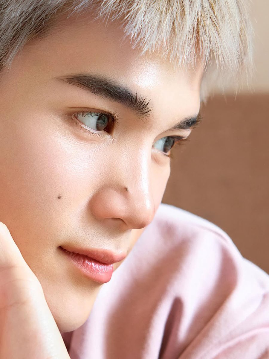 คิ้ว ตา จมูกปาก น่ารักจิ้มลิ้มแบบโคเรียบอย🥰💖

FOURTH BA MEDIHEALTH
#MEDIHEALFOURTH
