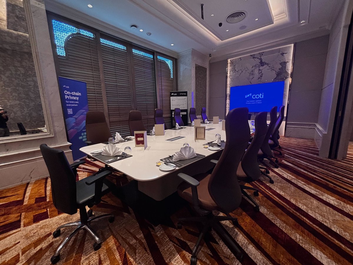 COTInetwork's tweet photo. COTI hosted ‘The Table’ in Bangkok yesterday, bringing together leaders from the Bank of Thailand, SCBX, the TokenX project (a major force in Thailand’s RWA space), and key policymakers for a powerful discussion on the future of digital finance.
$COTI #RWA https://t.co/ZNu98qTsXC