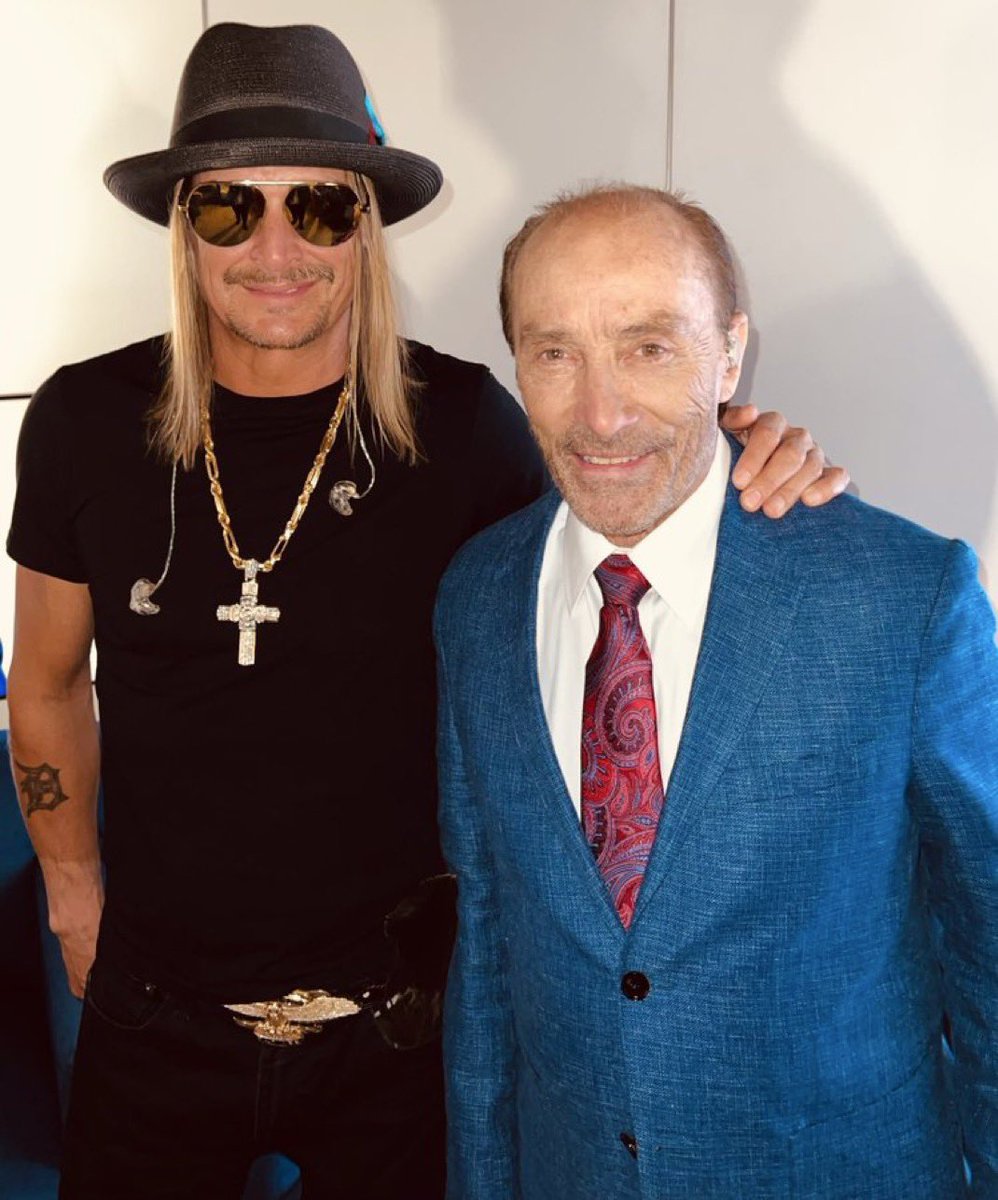 Raise your hand ✋️ if you'd much rather watch two Patriots like Lee Greenwood and Kid Rock, perform at the Halftime show, instead of Bad Bunny who hates America