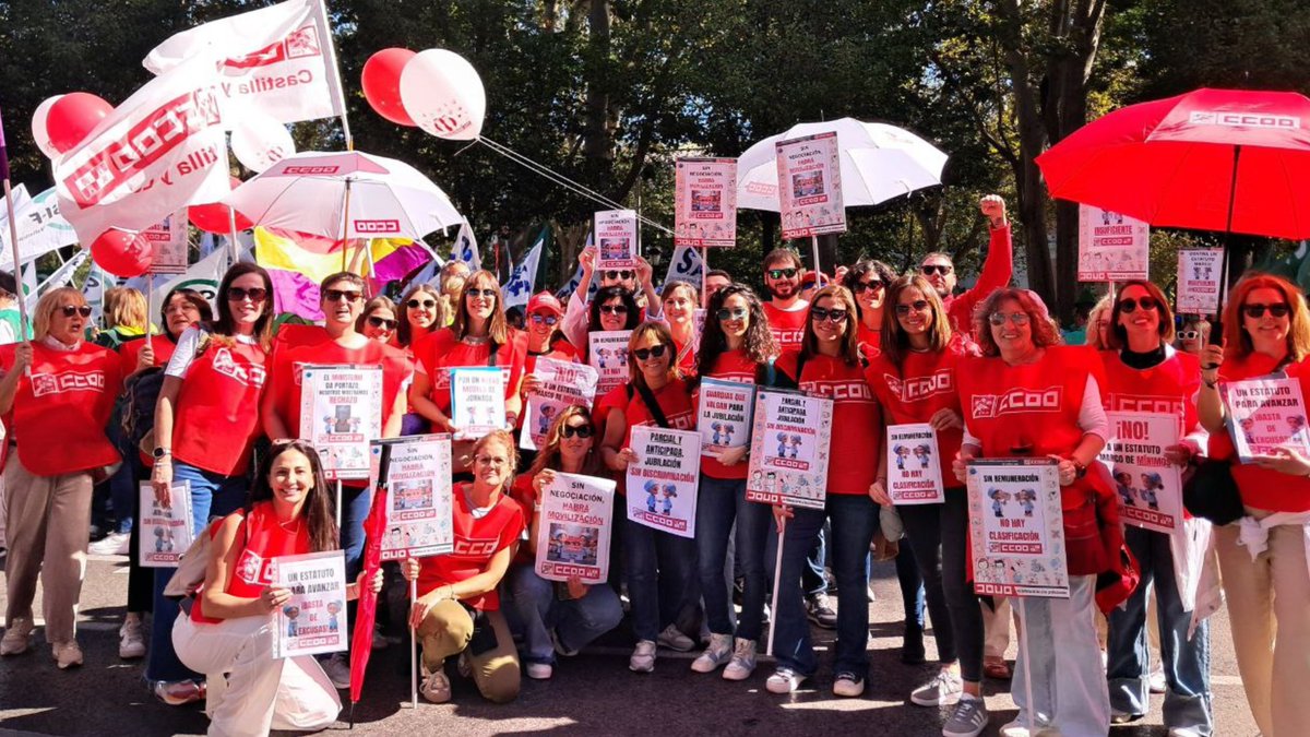 📢 Hoy levantamos la voz
✊ Las y los profesionales de la Sanidad merecemos un Estatuto Marco que reconozca nuestros derechos.
Exigimos:
✔️ Nueva clasificación profesional retribuida
✔️ Jubilación anticipada y parcial
✔️ Mejora de jornada laboral

#EstatutoParaAvanzar