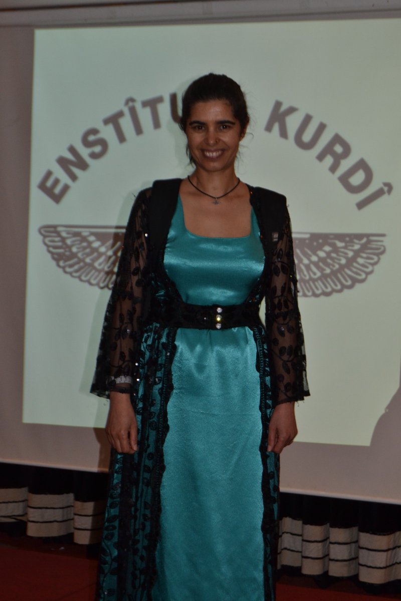 Mamoste û kedkara saziya me û zimanê kurdî, mamoste Semrayê pir bê wext konê xwe ji nav me rakir û em di nav xemginiyeke mezin de hiştin. Oxira wê ya xweşiyê û dewra wê daîm be.