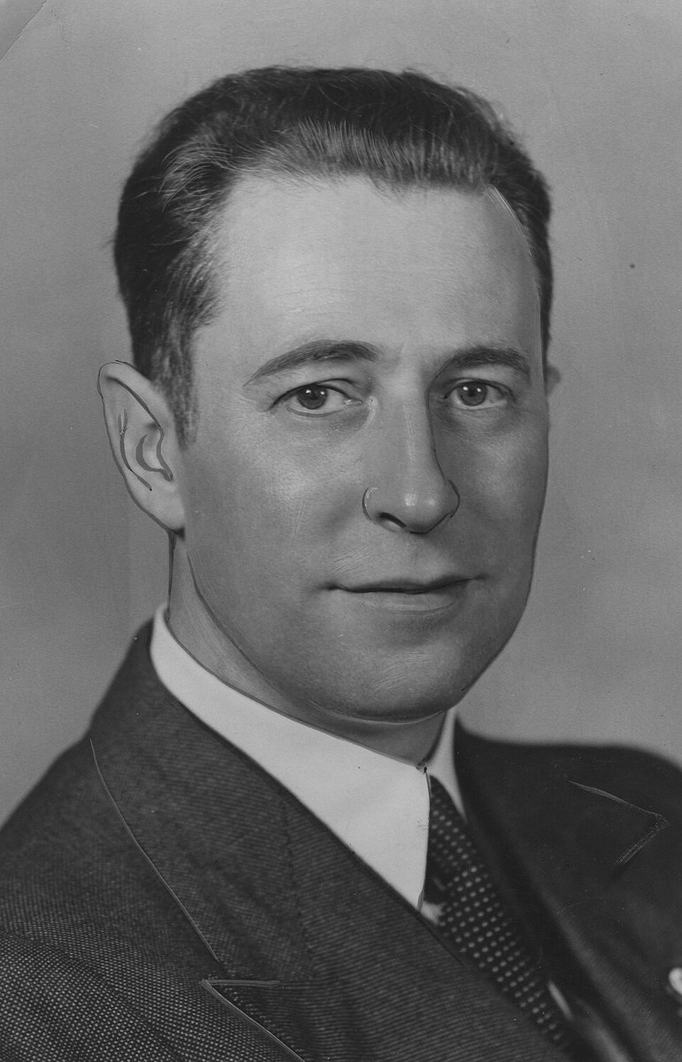 HistoryMattersX's tweet photo. @Outlaw__Mike 1. Acquitted at #Nüremberg

Hans #Fritzsche (21 April 1900 - 27 September 1953).

German journalist and broadcaster who was the Ministerialdirektor at the Reich Ministry of Public Enlightenment and #Propaganda of #Nazi Germany. https://t.co/K31z6POuAL