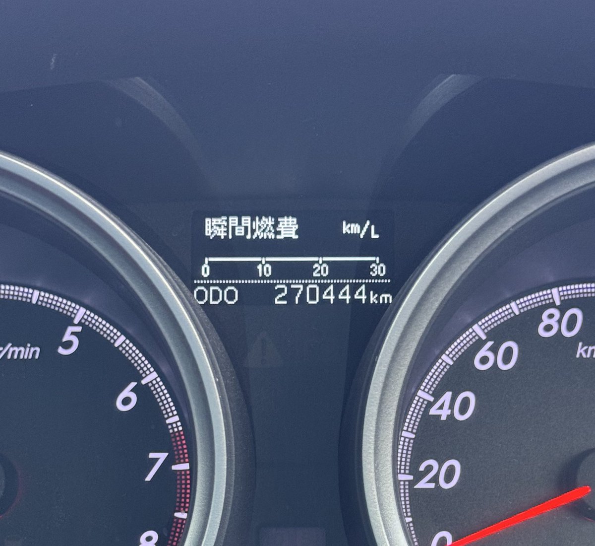 nabe_markx's tweet photo. そういえば27万キロ超えたんすよ
車高そんなに低いわけじゃないけど、腹下打ったりしばき回しても壊れないからトヨタ怖い🥶 https://t.co/6hYttE8mwD