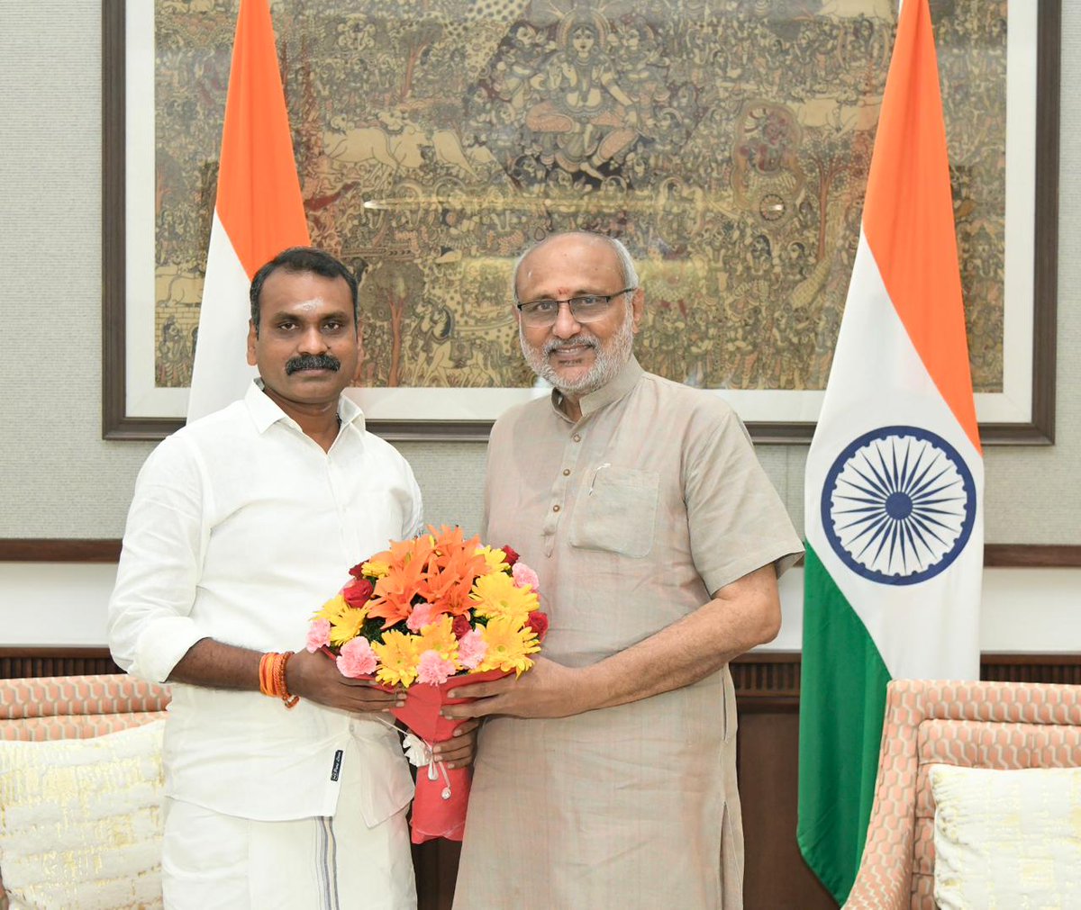 Hon’ble Union Minister of State for Information &amp; Broadcasting and Parliamentary Affairs, Dr. L. Murugan, called on Hon’ble Vice-President Shri C. P. Radhakrishnan at the Vice-President’s Enclave today.
