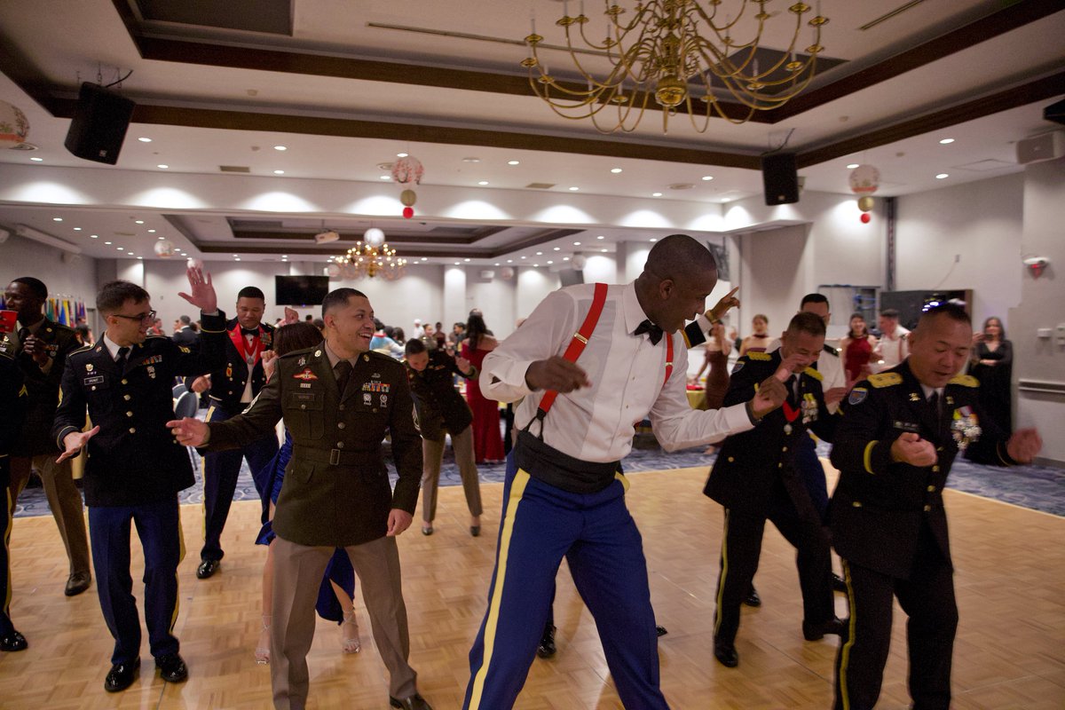 🎖️ The 38th ADA Brigade honored tradition at the Saint Barbara’s Day Ball, celebrating Soldiers, families &amp; allies with distinguished guests and new inductees into the Honorable Orders. ⚡️By Valor and Power, We Guard the Skies.⚡️
#38thADABrigade #PacificGuardians #SaintBarbara