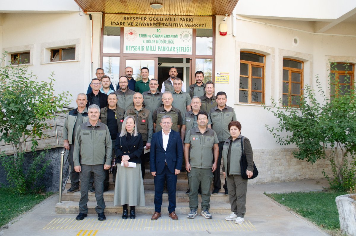 Bölge Müdürümüz Sayın Orhan ÇATALÇAM başkanlığında Konya DKMP Beyşehir Milli Parklar Şefliğinde Bölge Müdürlüğümüz faaliyetlerine ilişkin Genel Değerlendirme toplantısı yapıldı. Toplantıya Bölge Müdür Yardımcımız, DKMP İl Müdürleri ve Merkez Şube Müdürleri katıldı.