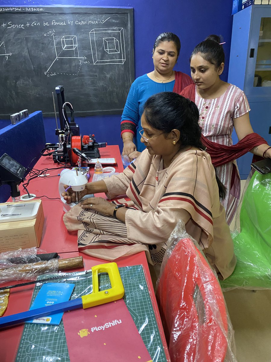 IPLAB_PORBANDAR's tweet photo. Exciting Day at #IPLabPorbandar!
Science teachers explored innovation, shared ideas &amp; enjoyed a hands-on experience with experiments 🔬✨
Learning by doing, inspiring the future!
@narottamsahoo @pavitshah @Punam_Bhargava @InfoGujcost @picgujcost https://t.co/GJKwepmUn1