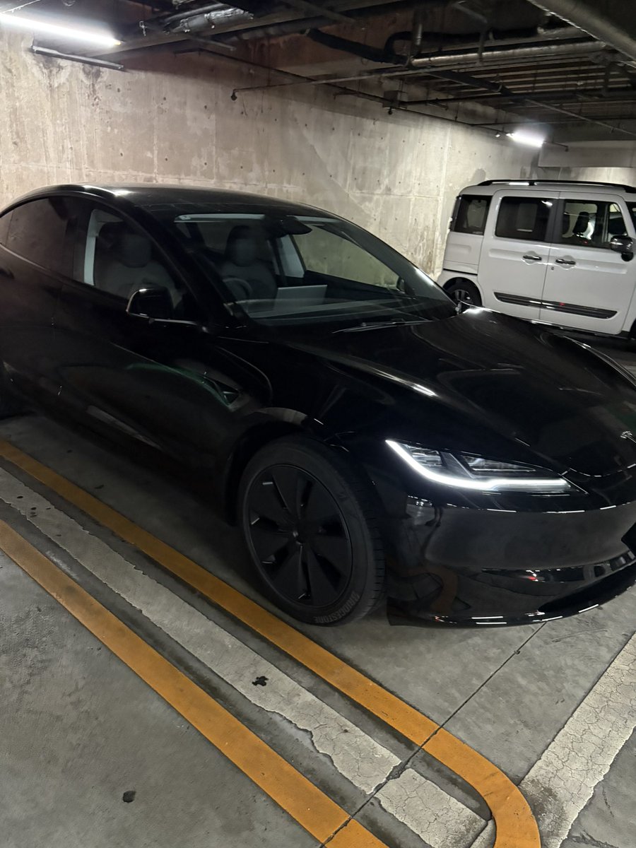 renkiilo316's tweet image. テスラモデル3 ダイヤモンドブラック購入しました！
かっこいい！
#tesla #model3 #diamondblack