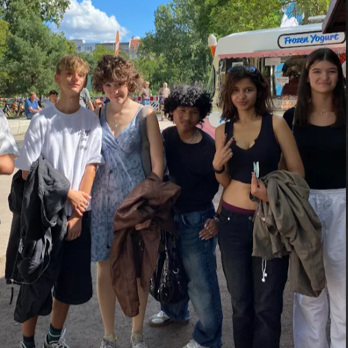 The new school year is off to a great start for our boarding students, from cheering on Hertha BSC at the Olympic Stadium to joining the Berlin mini-Marathon and enjoying campus sports.

#BBISBoarding #BBIS #BoardingLife #WeareBBIS #active #boardingschools