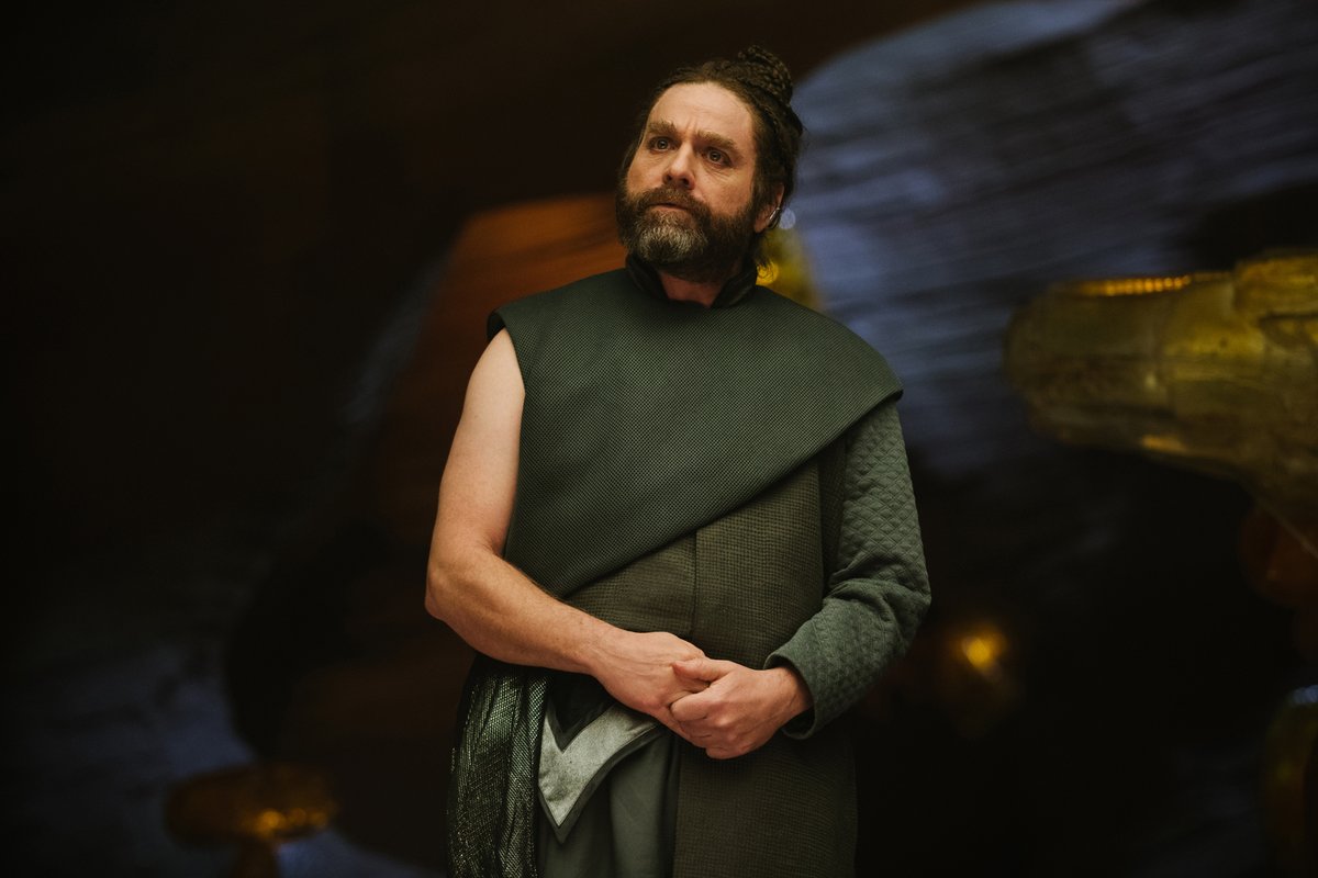 Disney_Wiki's tweet photo. Happy Birthday, Zach Galifianakis
For Disney, he portrayed Ben Kendall in #GForce, Hobo Joe in #TheMuppets and #MuppetsMostWanted,  the Happy Medium in #AWrinkleInTime and Jumba Jookiba in the 2025 adaptation of #LiloAndStitch. https://t.co/HIrdJRcZUD