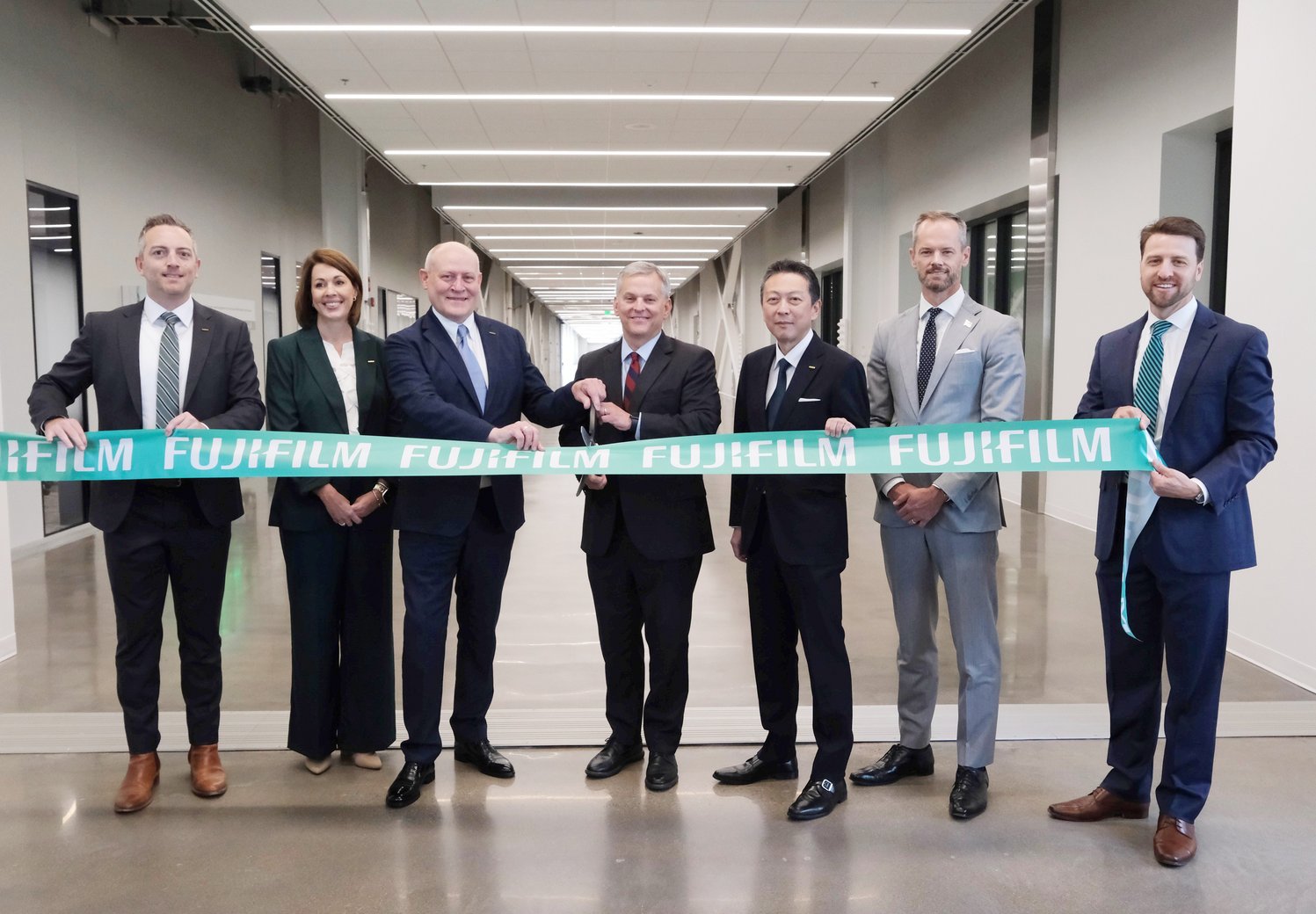 富士フイルム - 【クーポン期間限定値下げ】FUJIFILM PRO400H 2022年1月期限 富士フイルム PRO400Hの販売終了の知らせは残念だけど、次の