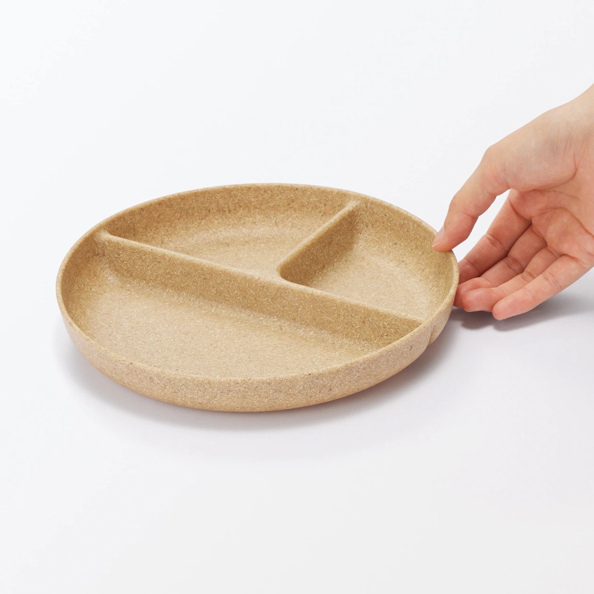 さみ　手渡し☆無印良品 無印良品は8月1日より、 メッセージ「水や空気のように。」を
