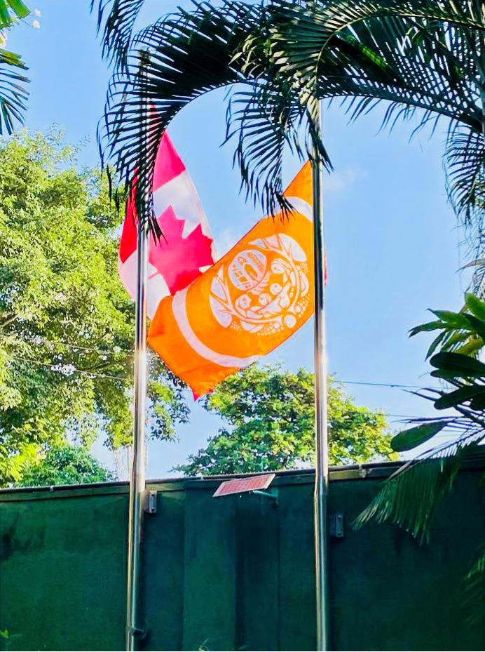 CanHCSriLanka's tweet image. To commemorate Canada’s National Day of Truth and Reconciliation, staff at the CHC in #SriLanka wore the colour orange &amp;amp; shared what reconciliation means for us. #NDTR #TruthAndReconciliation  #OrangeShirtDay #EveryChildMatters
