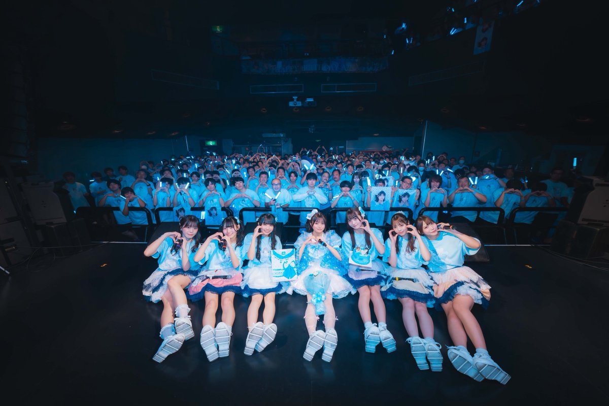 tsuchi170930's tweet photo. 今年も好きな人の誕生日を直接お祝いできてよかった。応援出来てることを誇りに思う。沢山考えてくれてありがとう。あいなの存在が"今、生きる力″になってる。

#あいなにあいたいな
#あいなとのおもいで https://t.co/Q8m7NedCCx