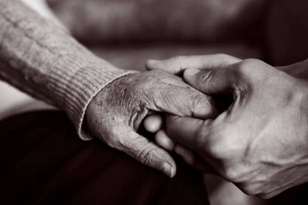 LaFAVIBC's tweet photo. 👵👴 Avui celebrem el Dia Internacional de la Gent Gran!

A la @FAVIBC reivindiquem el seu paper actiu i imprescindible en els barris: memòria viva, experiència i motor de comunitat.

💜 Gràcies per tot el que ens ensenyeu cada dia!
#GentGran #viuelsbarris #Comunitat https://t.co/a6NTZGwvev