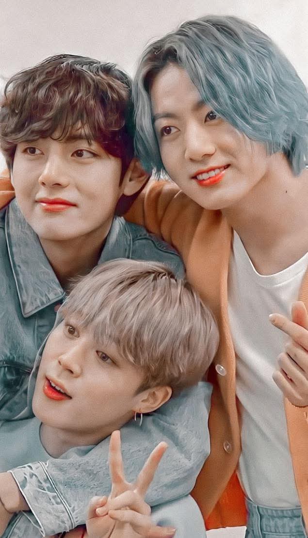 Reposter747's tweet image. Maknae Line of BTS is so cute  . It is the pairing between the three youngest members of BTS; Jimin, V, and Jung Kook.
* They are in the Vocal Line with Jin, and Dance Line with j-hope.
Differences
* Jimin and V were born in 1995 but Jung Kook was born in 1997.